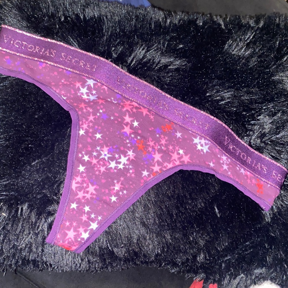 Vs thongs